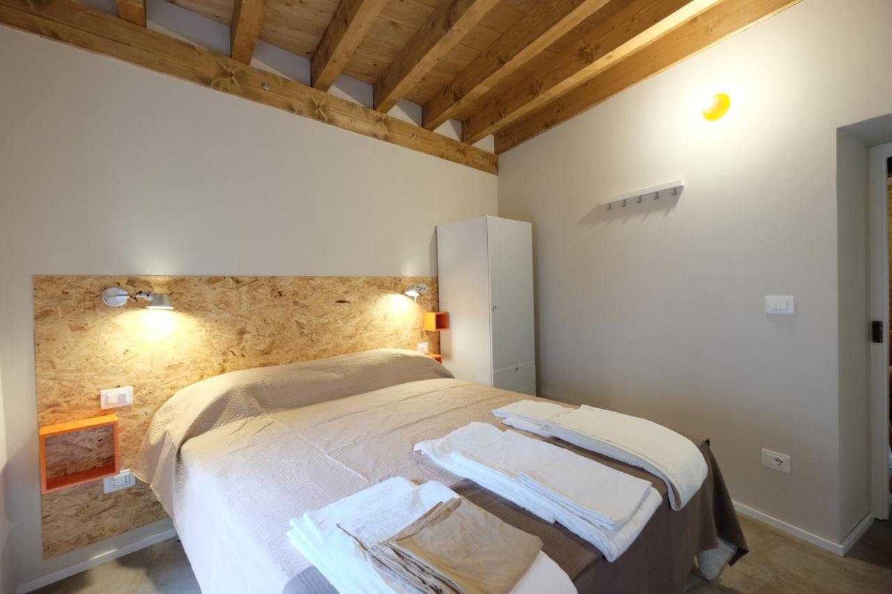 Apartament Domus Leydi Ivrea Zewnętrze zdjęcie
