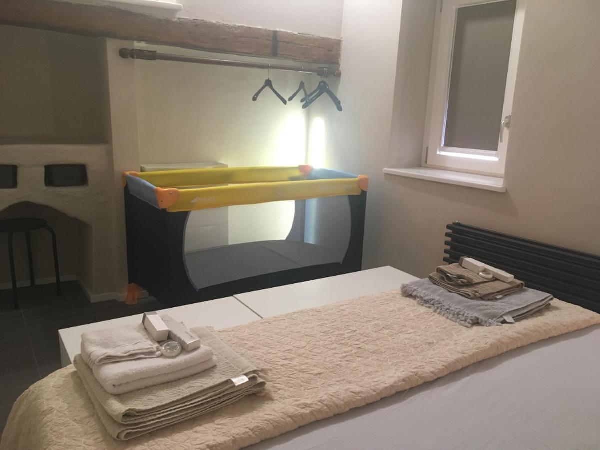 Apartament Domus Leydi Ivrea Zewnętrze zdjęcie