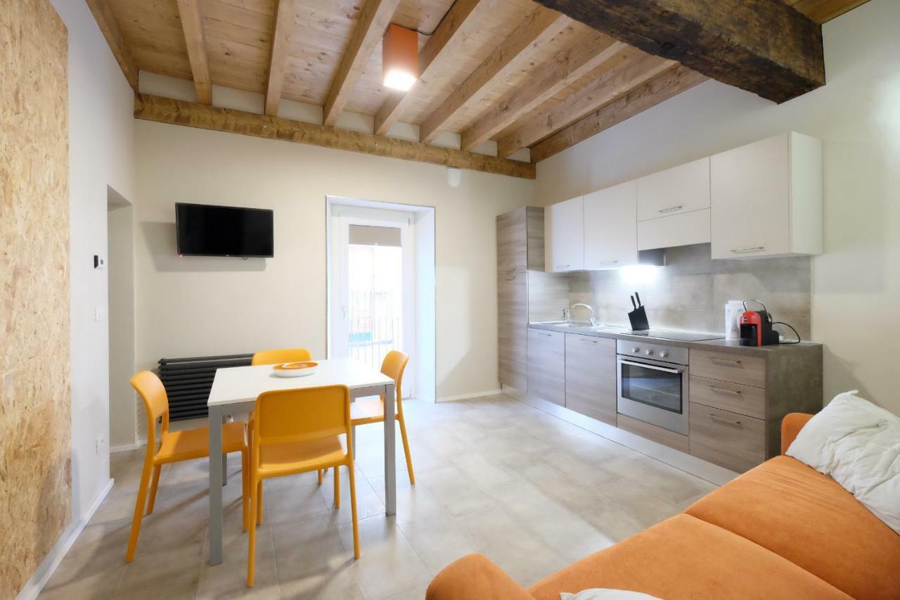 Apartament Domus Leydi Ivrea Zewnętrze zdjęcie